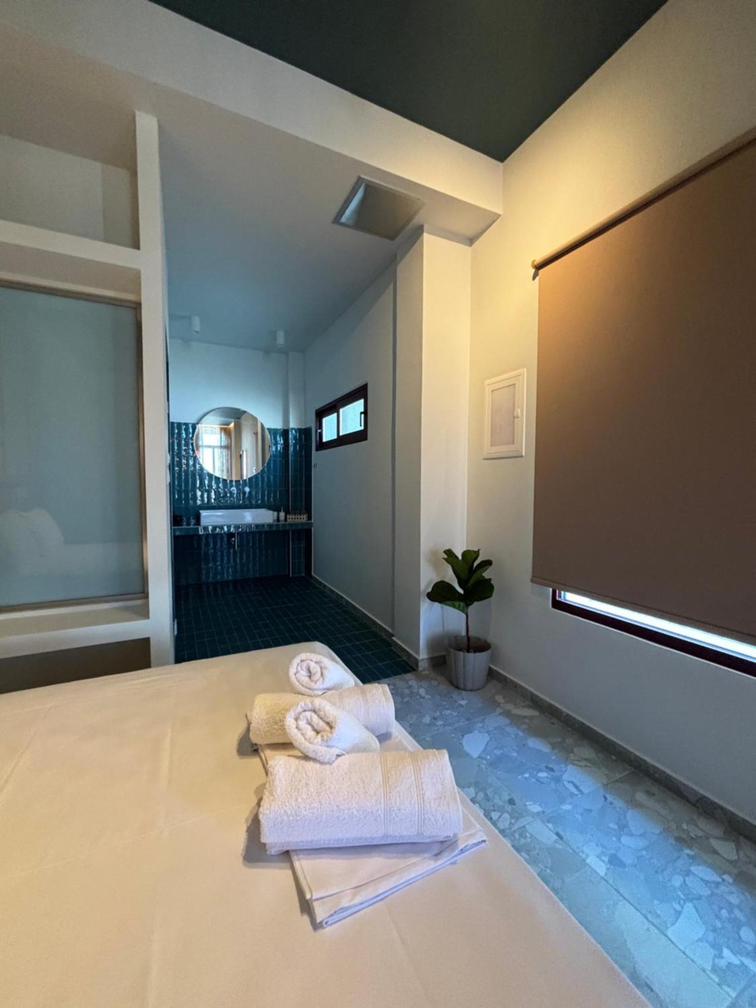 וולוס Take Me Here With A Sea View By Salt Apartments מראה חיצוני תמונה